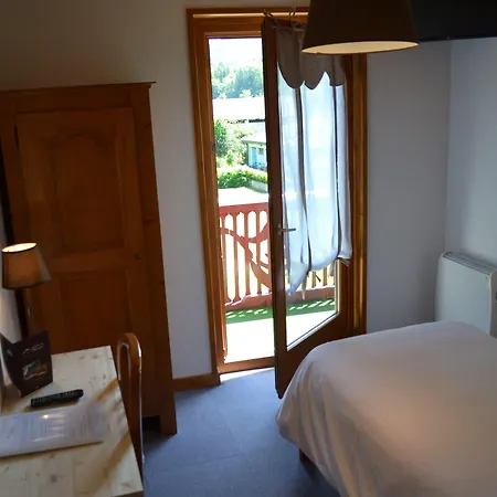 L'echo Des Montagnes 3*