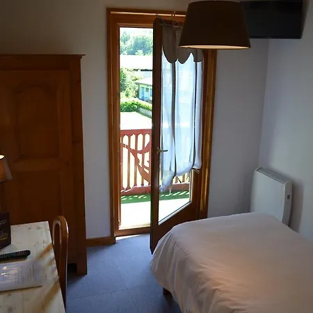 L'echo Des Montagnes 호텔 Armoy